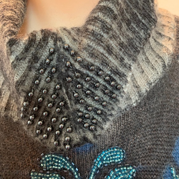 Vintage Italian mohair beaded turtleneck sweater m - Picture 4 of 12